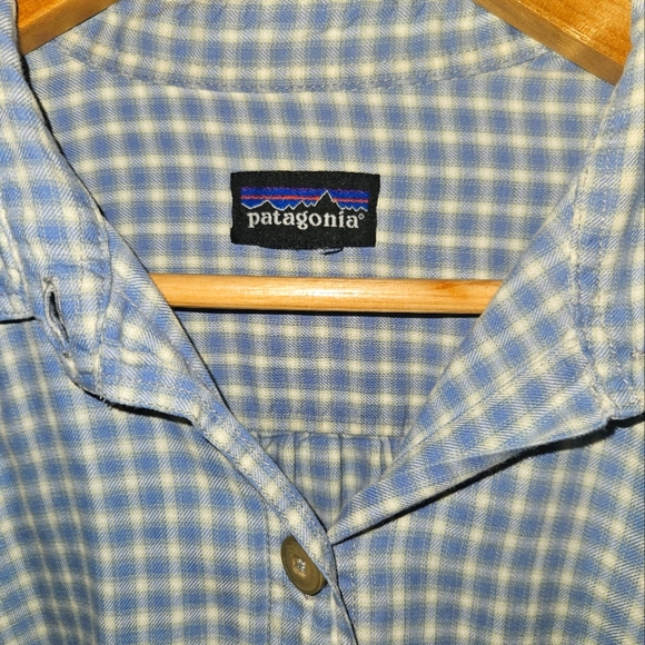 VINTAGE ✨️ Patagonia Long Sleeve Button Up - Picture 2 of 3
